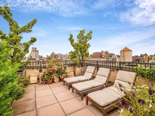 121 West 72nd Street image 9 of 10