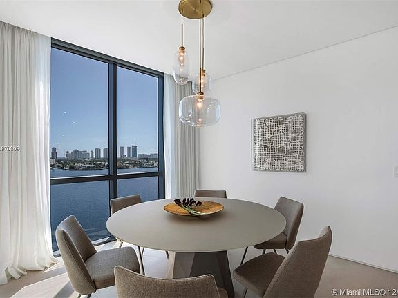 4th image of 17111 Biscayne Blvd Unit 1209