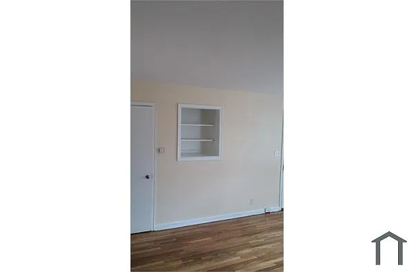 Building Photo - 411 N Longwood St #11