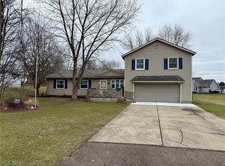 5000 Mildred Cir SW, Navarre, OH