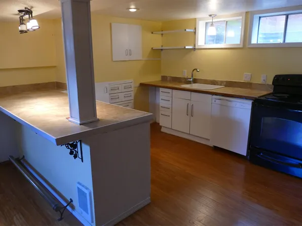 1905 SE 89th Ave Unit B, Portland, OR 97216