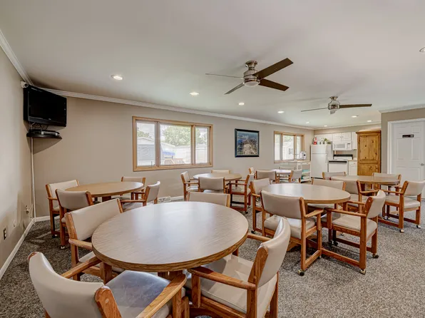 1415 Fisk Rd #2TB5J1, White Lake, MI 48386