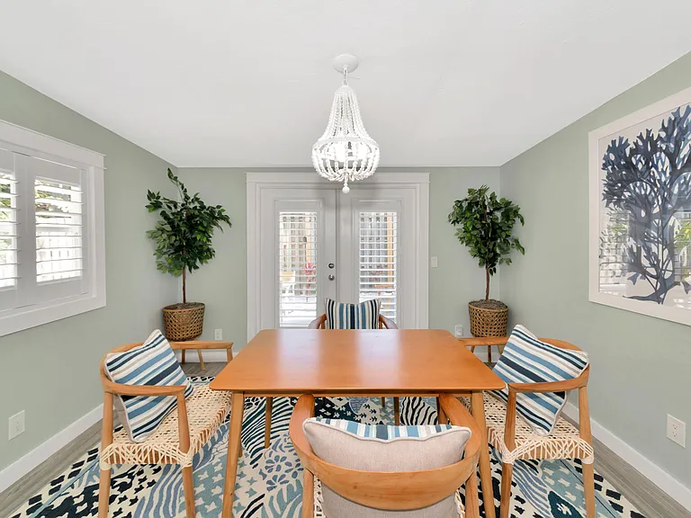 1807 Ivanhoe St #1807 — Photo 7