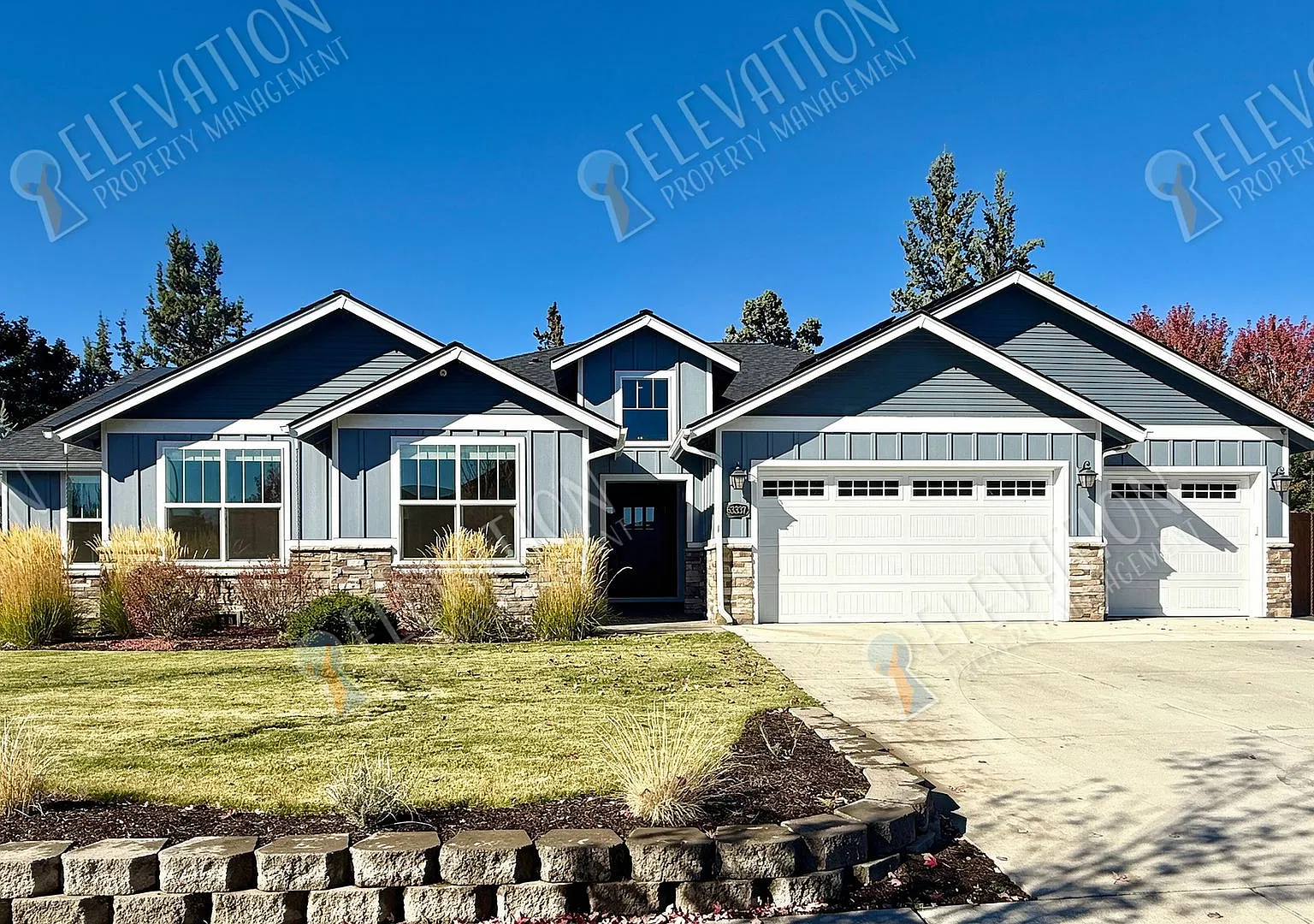 Spacious Single-Level Home in NE Bend with Private Backyard and Tons of Storage — Photo 2
