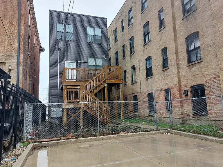 2853 W Washington Blvd #1 — Photo 9