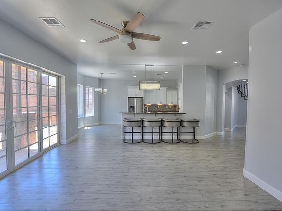 3rd image of 8551 Avocet Dr #15