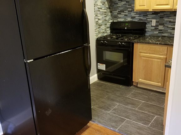 5th image of 87 N Broadway #1B
