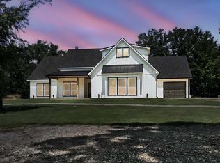 9697 County Road 1405, Athens, TX 75751