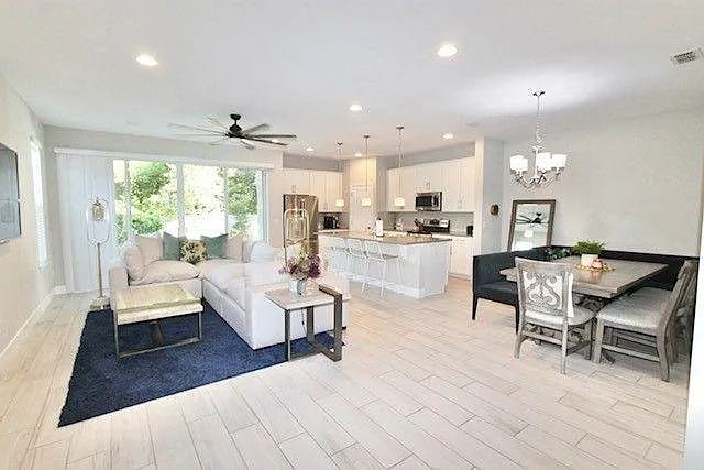 534 Lake Wildmere Cv — Photo 6