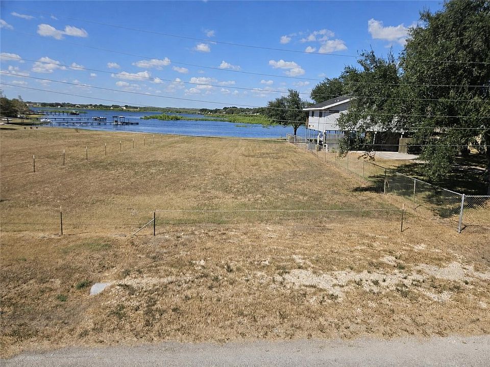 1st image of 104 Zenna Dr