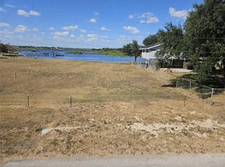 104 Zenna Dr, Mathis, TX 78368