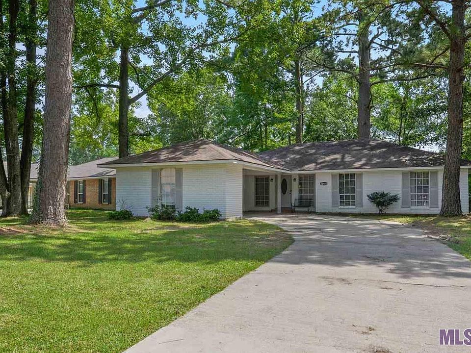 1st image of 26160 Fallen Oaks Dr