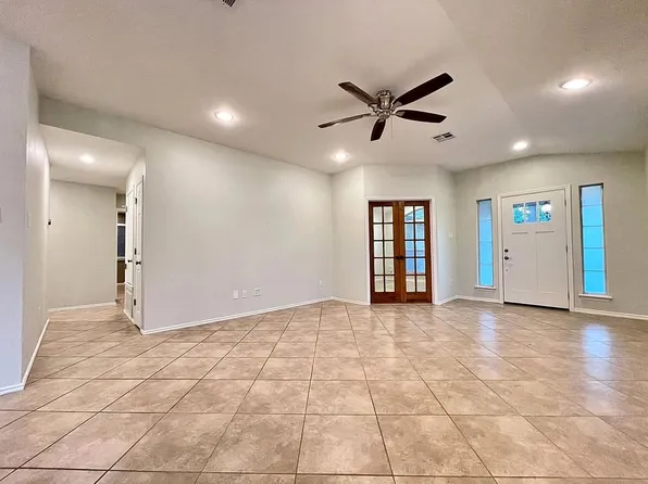 3468 Flowstone Ln, Round Rock, TX 78681