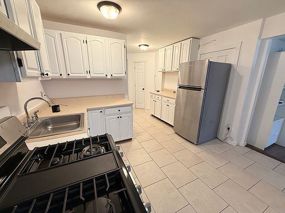 4th image of 148 Labau Ave Floor 2