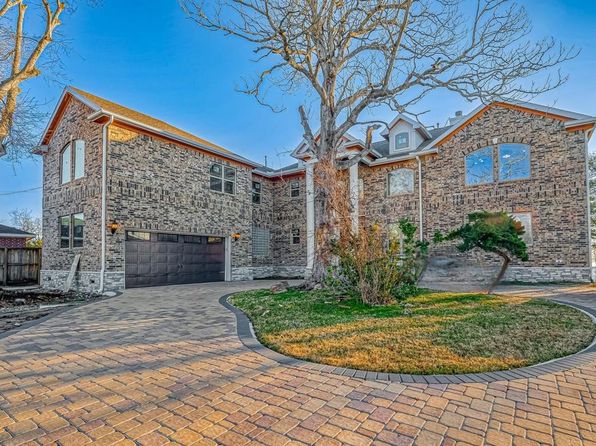 2011 Crescent Dr