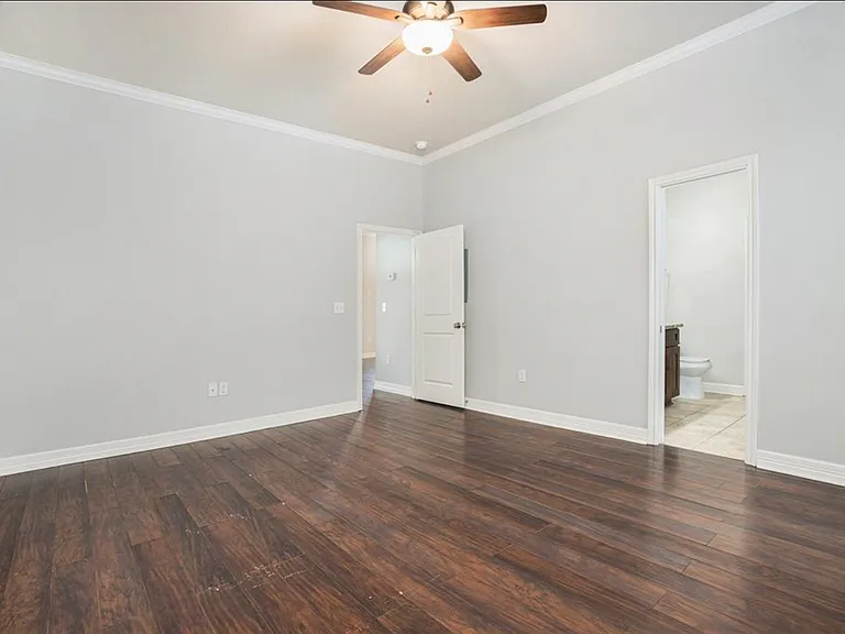 5301 Wylie St — Photo 8