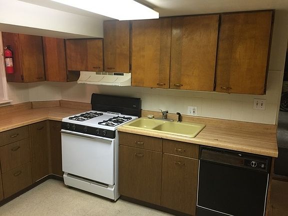 5th image of 2107 W Waveland Ave #G