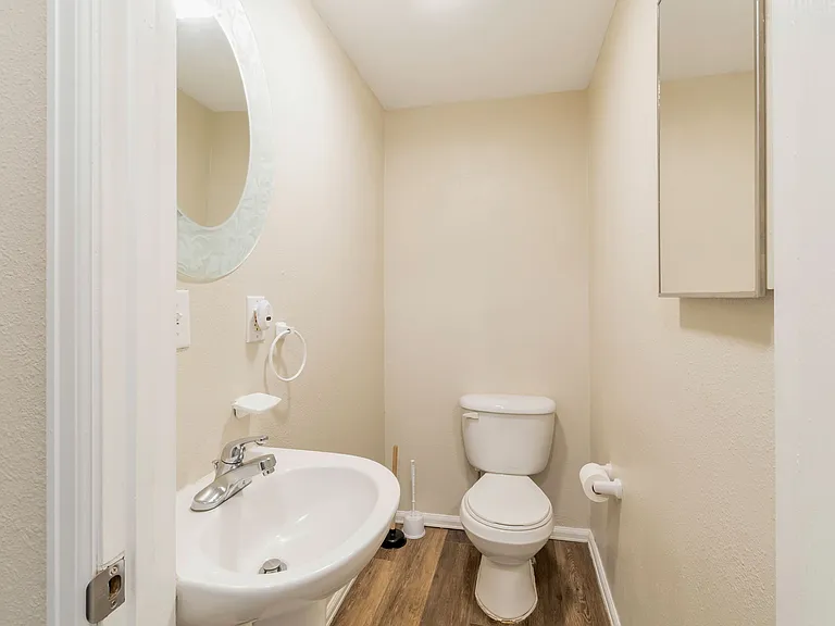 6901 Grandview Ave #B — Photo 13