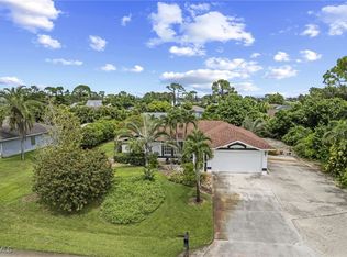 8345 Robin Rd, Fort Myers, FL 33967