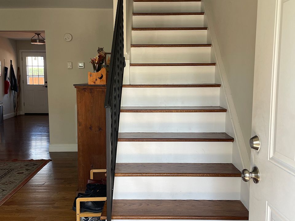 1st image of 485 Fairfield Ave APT 4