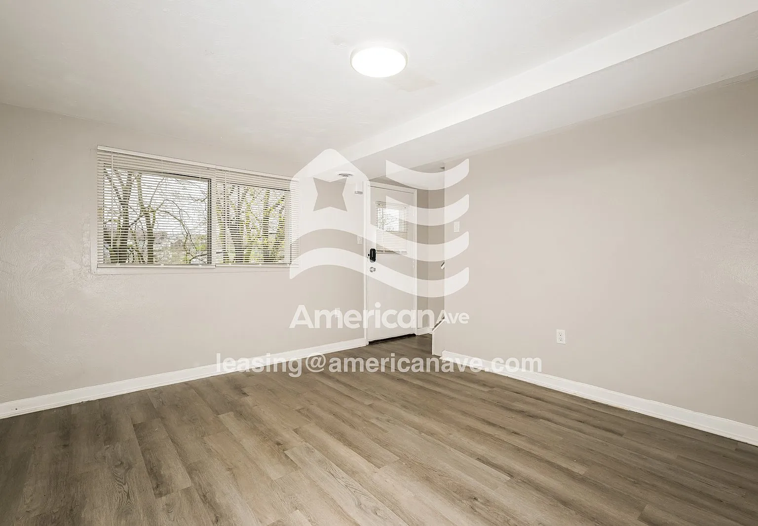 2 bed, 1.0 bath, 1183 sqft, $1,125 — Photo 2
