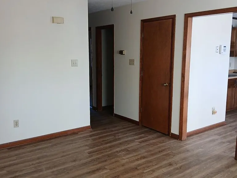 5913 Labonte Dr — Photo 3