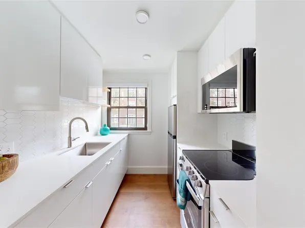 1208 Massachusetts Ave, Cambridge, MA 02138