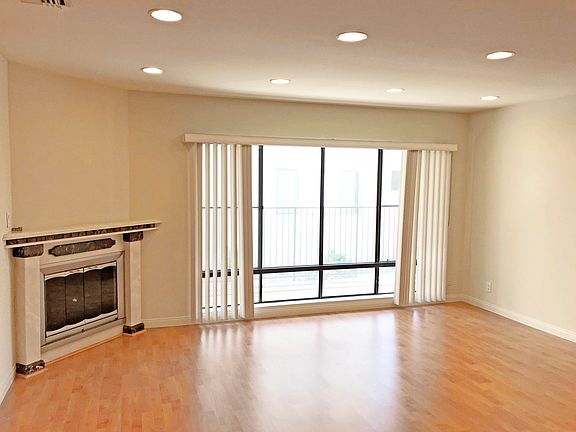 5th image of 506 N Kenwood St APT 5