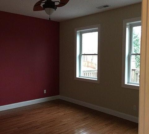 kitchen breakfast nook