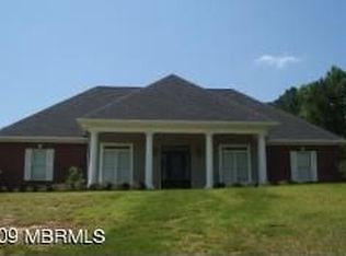 1120 Willow Lake Rd, Meridian, MS 39305