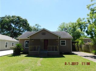 3912 29th St, Port Arthur, TX 77642