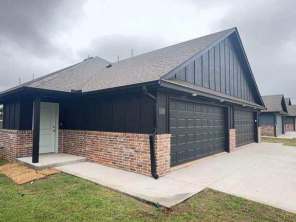 2nd image of 11425 University Dr