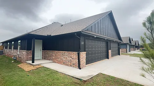 11425 University Dr Photo 1 11425 University Dr Photo 1