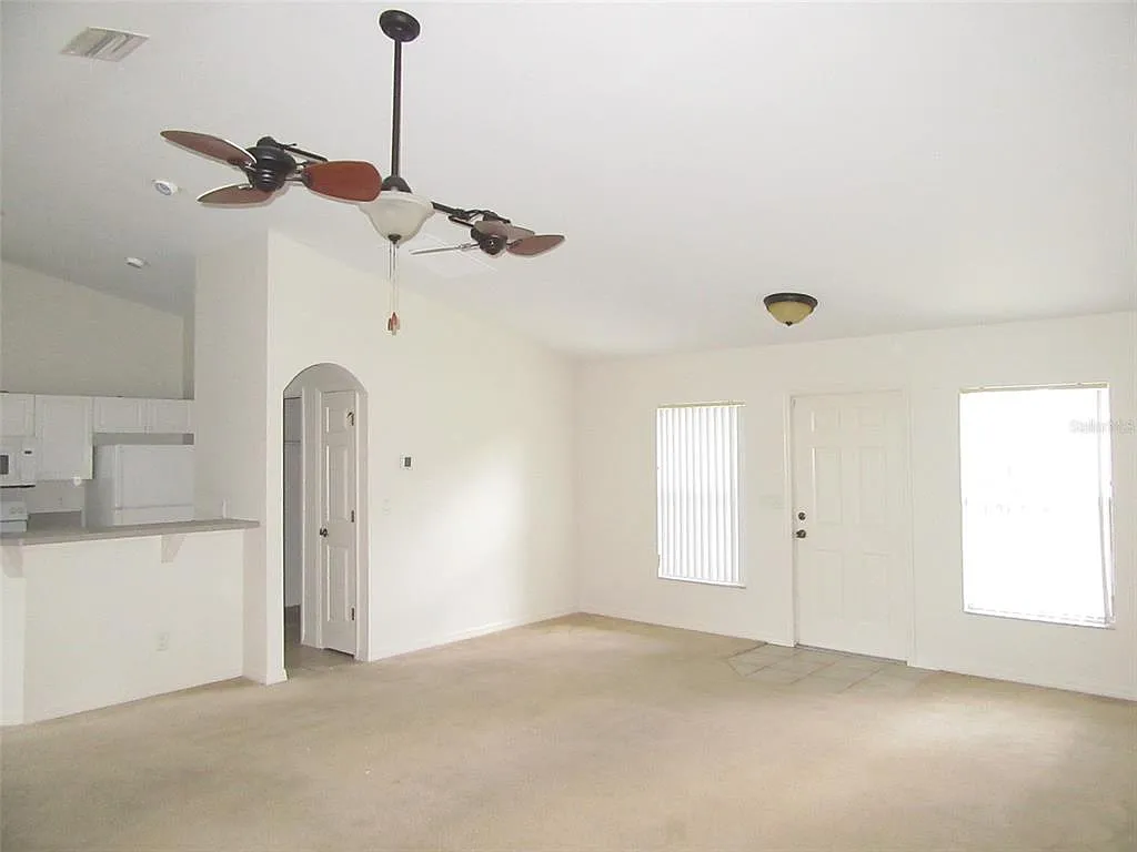 3 bed, 2.0 bath, 1510 sqft, $1,700 — Photo 4