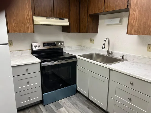 426 23rd St SE #A, Auburn, WA 98002