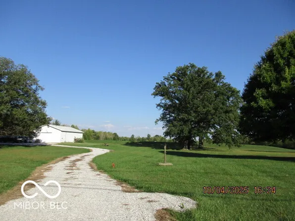 8235 S Franklin Rd, Indianapolis, IN 46259