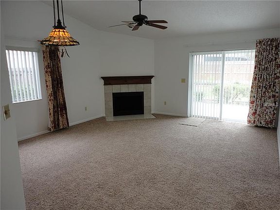 3rd image of 9825 Carmel Park Dr
