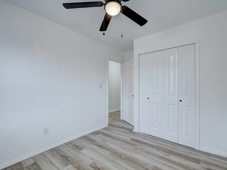 12250 E Post Oak Rd — Photo 11