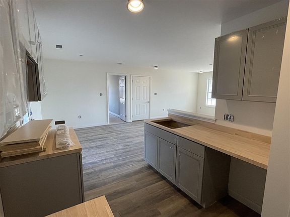 3rd image of 762 Birch Ct Lot 51