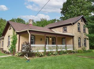 2150 Wallace Lake Rd, West Bend, WI 53090