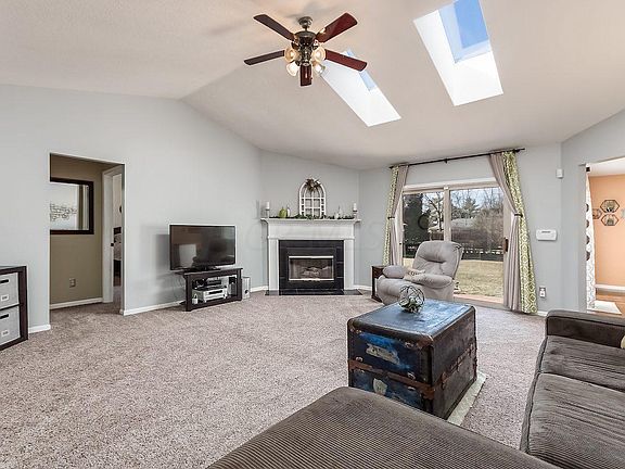4th image of 1007 Barclay Dr
