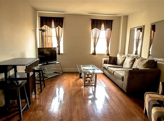 2nd image of 1205 St Charles Ave APT 713
