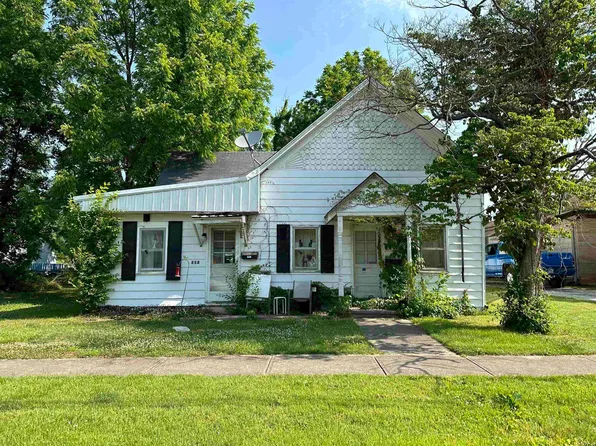 212 W Water St, Paoli, IN 47454
