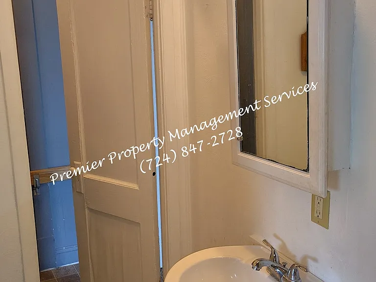 522 W Madison Ave #1 — Photo 13