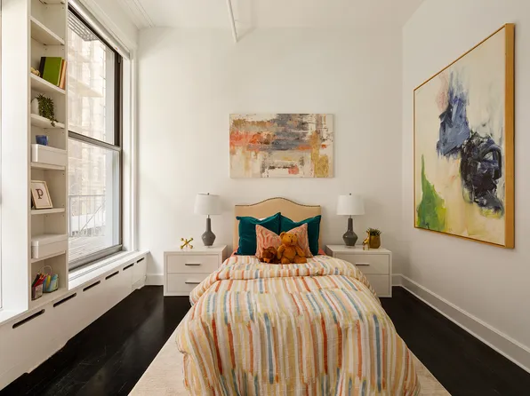 142 5th Avenue image 7 of 16