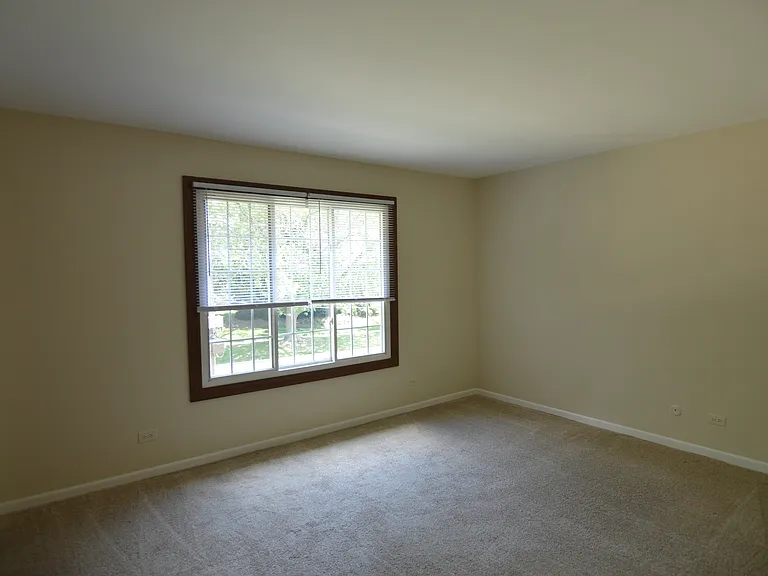370 Eastern Ave #370 — Photo 9