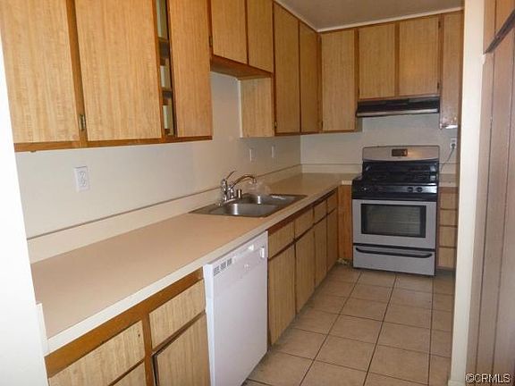 2nd image of 1216 S Cypress Ave APT B