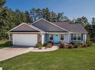 105 Crepe Myrtle Ct, Easley, SC 29640
