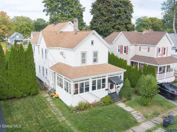 28 Ellsworth Street, Amsterdam, NY 12010