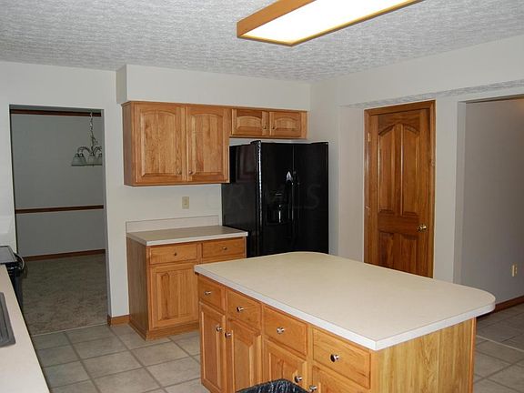3rd image of 7090 Jean Ct